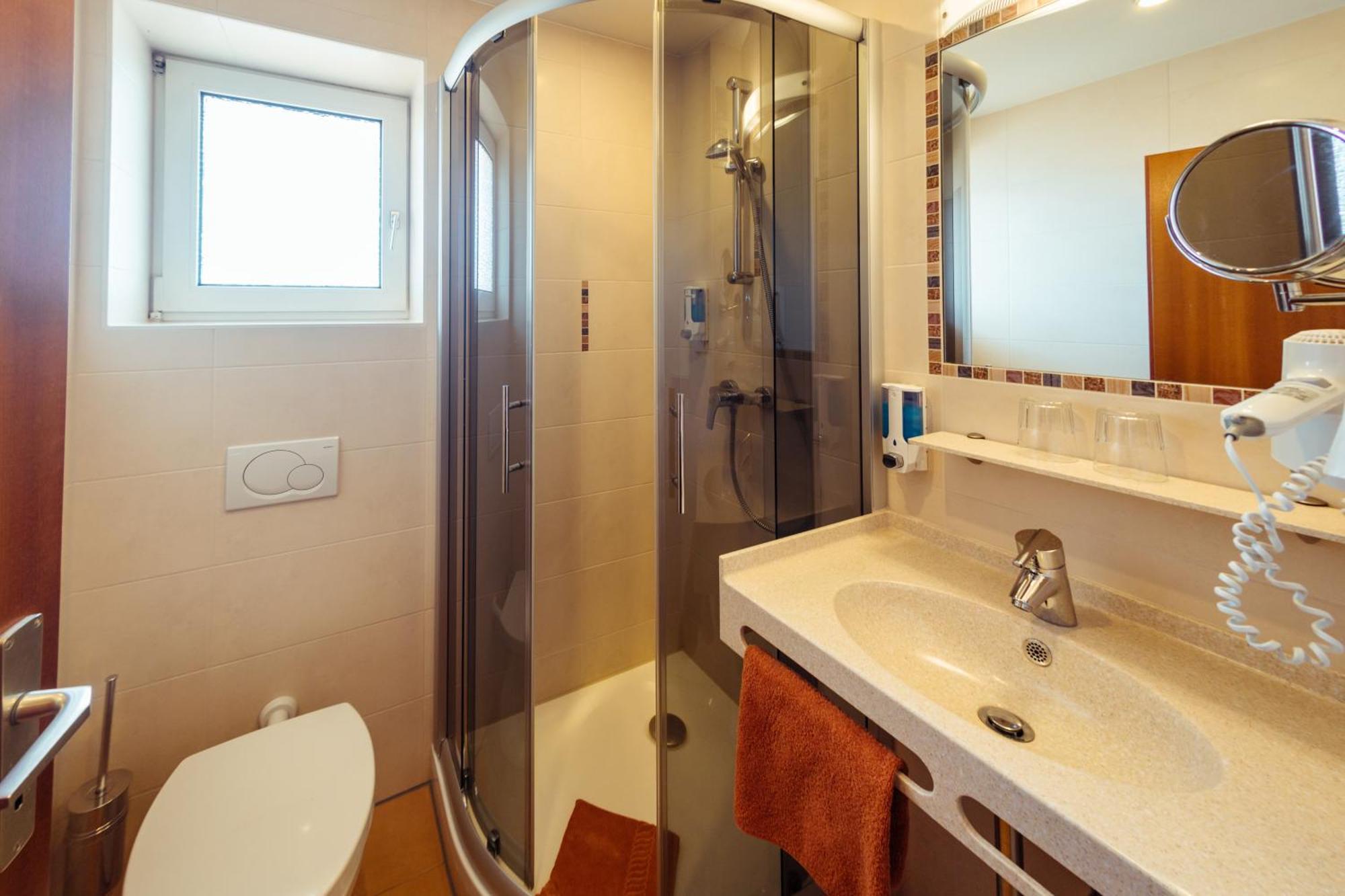 Hotel Sonnental Neusorg Экстерьер фото